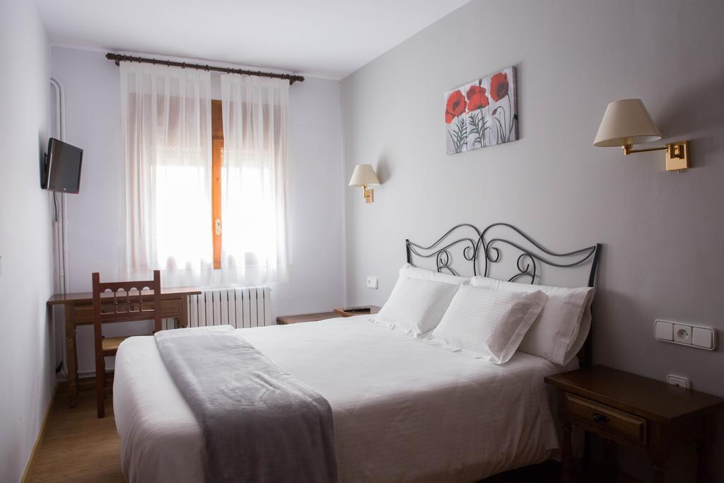 Hotel Bruna Esterri d'Àneu Exteriör bild